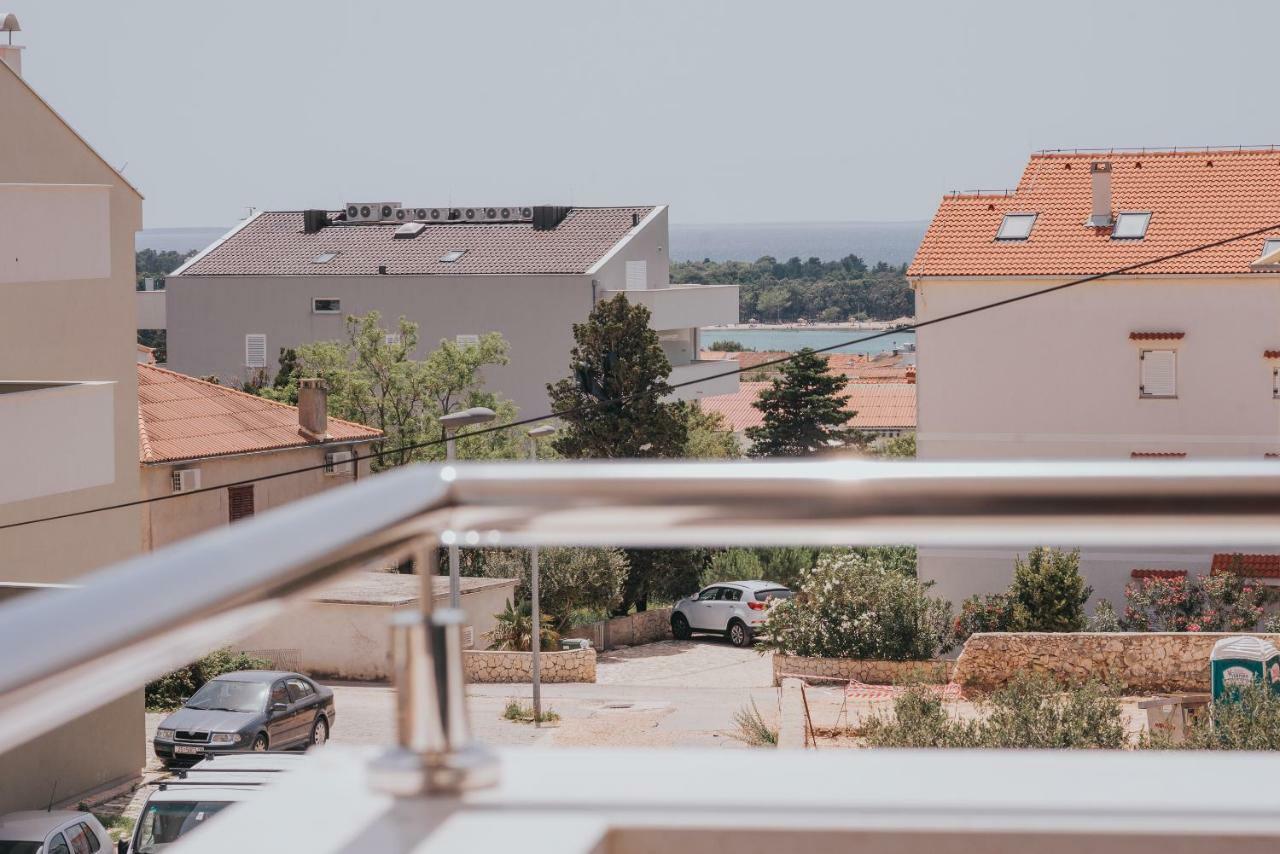 Apartments Pool Villa Aldura Novalja Exterior photo